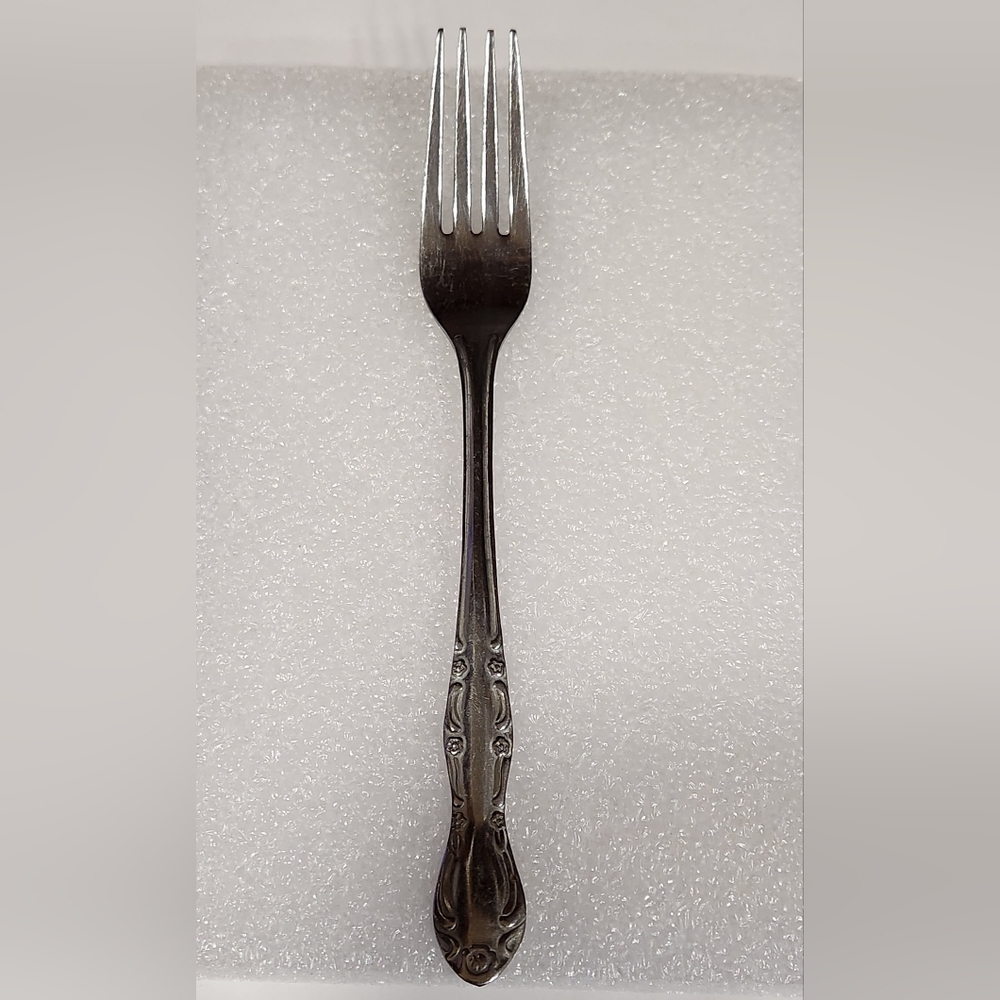 UTICA 7.5" REPLACEMENT DINNER FORK WOODBINE PATTERN